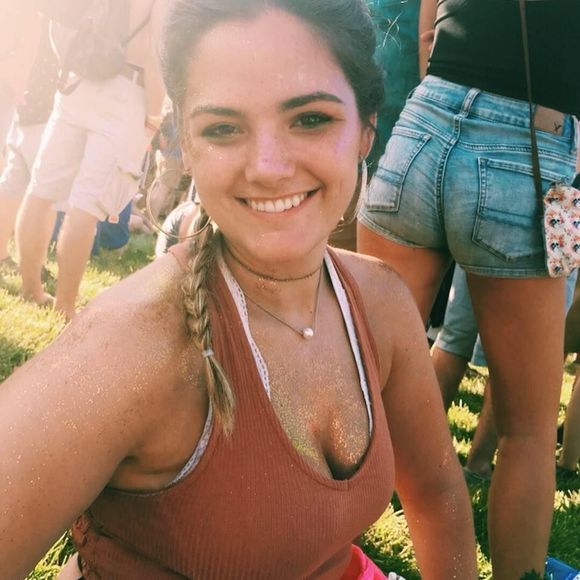 Meet your Posher, Kate - Picture 1 of 1